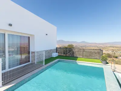 PoolOfHouse