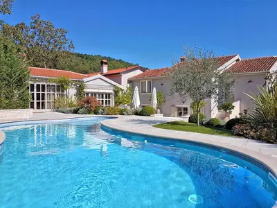 Villa für 10 Personen (320 m²) in Pićan 5/10