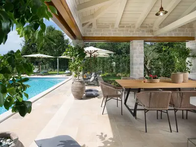 Villa für 8 Personen (359 m²) in Ladići 6/10