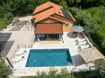 Villa für 7 Personen (100 m²) in Buroli 5/10