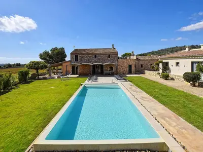 PoolOfHouse