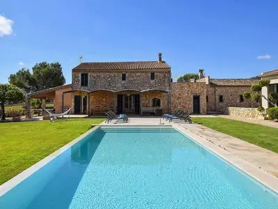 PoolOfHouse