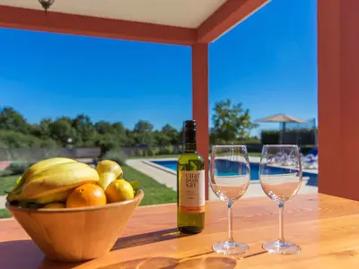 Villa für 7 Personen (100 m²) in Rebići 3/10