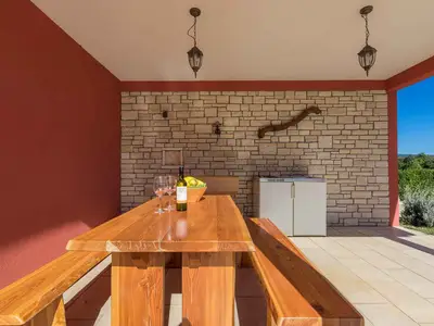 Villa für 7 Personen (100 m²) in Rebići 6/10