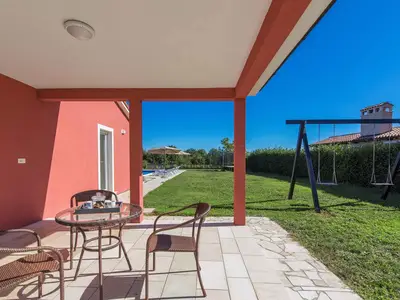 Villa für 7 Personen (100 m²) in Rebići 7/10