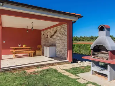 Villa für 7 Personen (100 m²) in Rebići 10/10