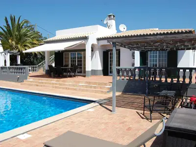 Villa für 6 Personen (150 m²) in Santa Bárbara de Nexe 10/10