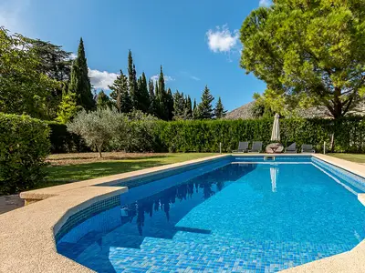PoolOfHouse