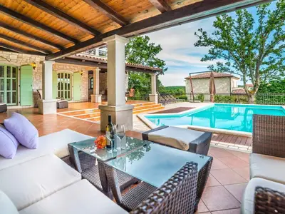 Villa für 11 Personen (625 m²) in Barat 3/10