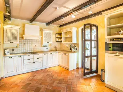 Villa für 11 Personen (625 m²) in Barat 10/10