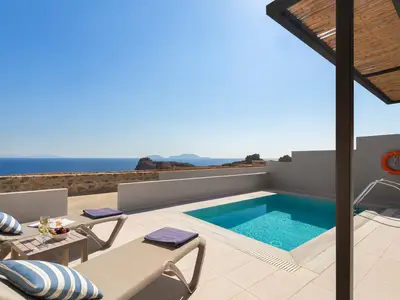 PoolOfHouse