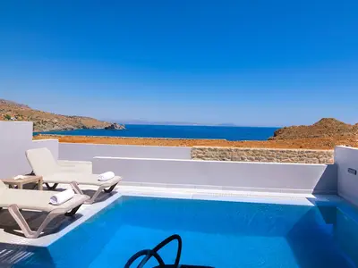 PoolOfHouse