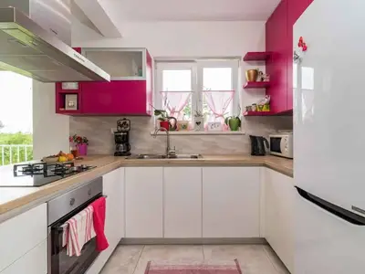 Villa für 9 Personen (150 m²) in Bašići 6/10