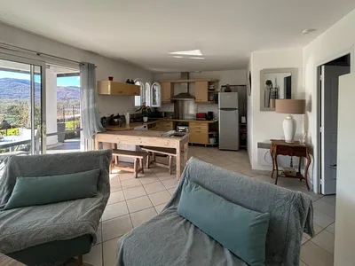 Wohn- und Esszimmer