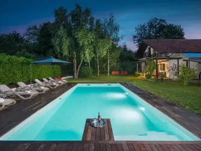 Villa für 6 Personen (249 m²) in Cerovlje 1/10