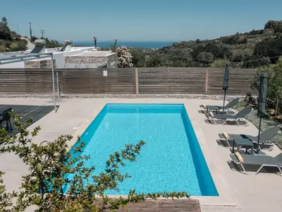 PoolOfHouse