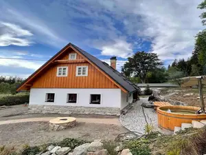Villa für 9 Personen (250 m²) in Lučany nad Nisou