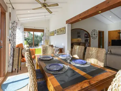 DiningRoom