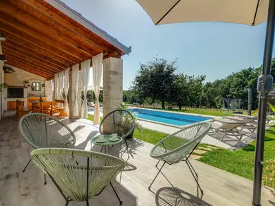 PoolOfHouse