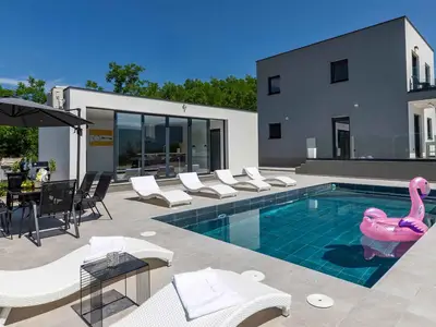 Villa für 6 Personen (120 m²) in Pulgarija Čepić 7/10