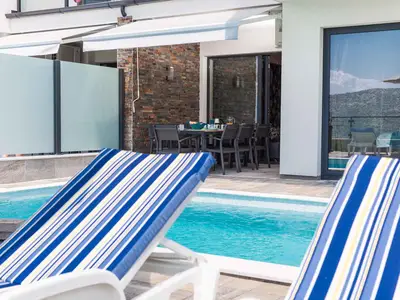 Villa für 8 Personen (140 m²) in Baretići 9/10