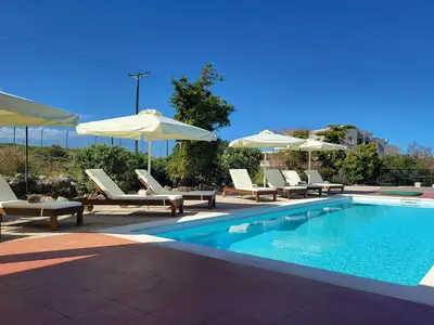 PoolOfHouse