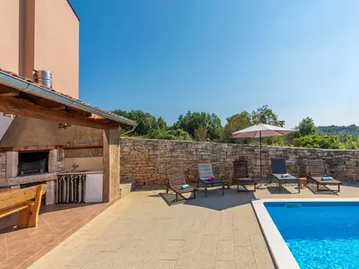 Villa für 10 Personen (151 m²) in Bašići 5/10