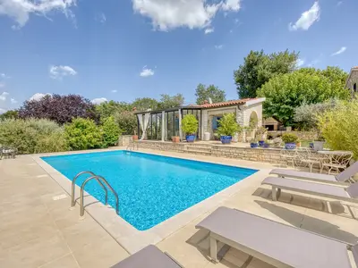 Villa für 4 Personen (84 m²) in Stifanići 1/10