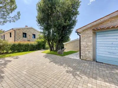 Villa für 4 Personen (84 m²) in Stifanići 10/10