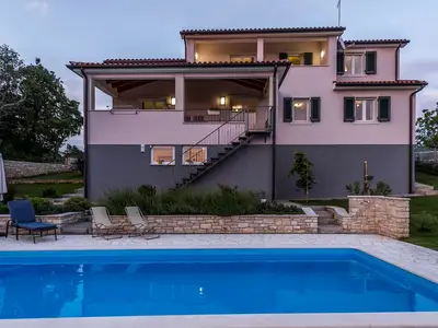 Villa für 8 Personen (180 m²) in Bašići 3/10