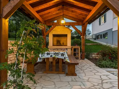 Villa für 8 Personen (180 m²) in Bašići 6/10