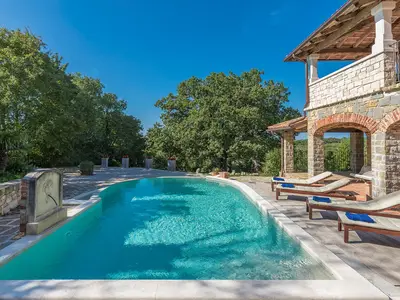 Villa für 4 Personen (240 m²) in Barat 7/10