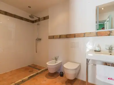 Villa für 4 Personen (240 m²) in Barat 9/10