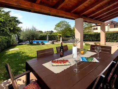 Villa für 6 Personen (120 m²) in Košinožići 7/10