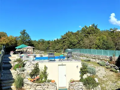 Villa für 6 Personen (184 m²) in Ružići 5/10