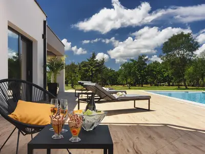 Villa für 6 Personen (170 m²) in Hrboki 10/10