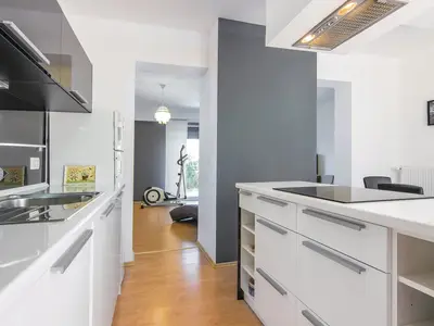 Villa für 8 Personen (210 m²) in Fiorini 6/10