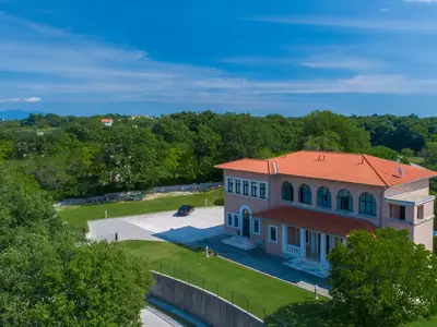 Villa für 20 Personen (300 m²) in Bašići 2/10