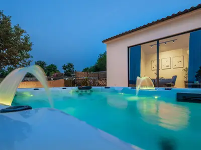 Villa für 2 Personen (55 m²) in Hrboki 1/10