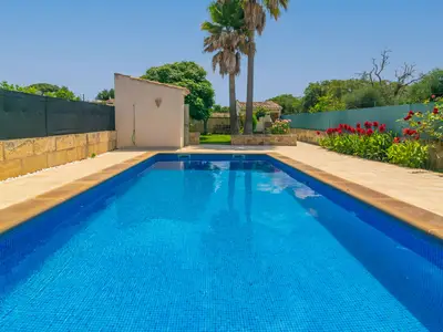 PoolOfHouse