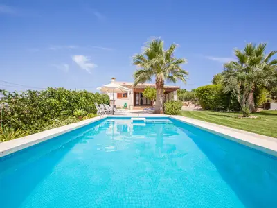 PoolOfHouse