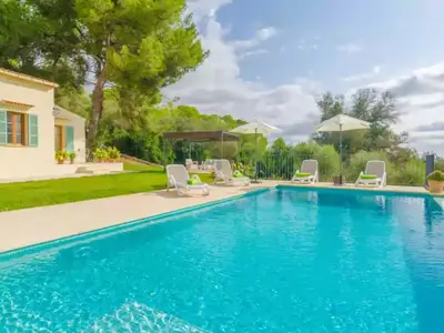 PoolOfHouse