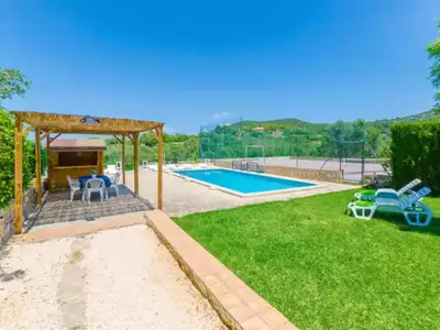 PoolOfHouse