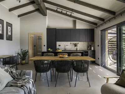 DiningRoom