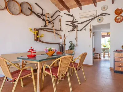 DiningRoom
