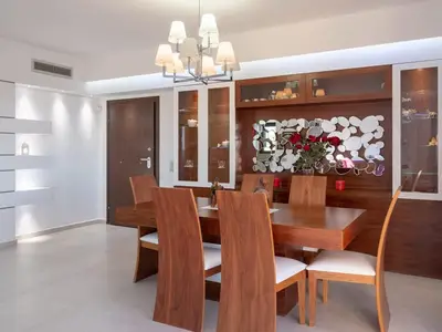 DiningRoom