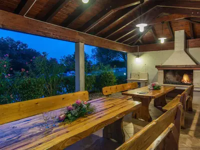 Villa für 20 Personen (300 m²) in Bašići 9/10