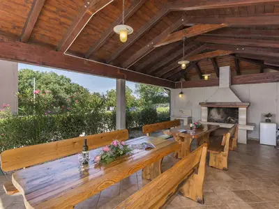 Villa für 20 Personen (300 m²) in Bašići 10/10