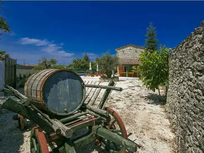 Villa für 6 Personen (103 m²) in Brečevići 5/10