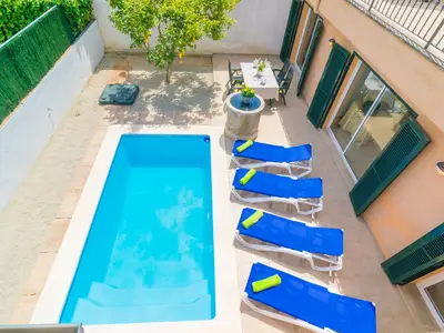 PoolOfHouse